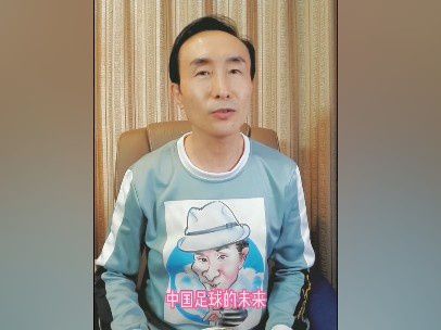 两个美丽的女孩